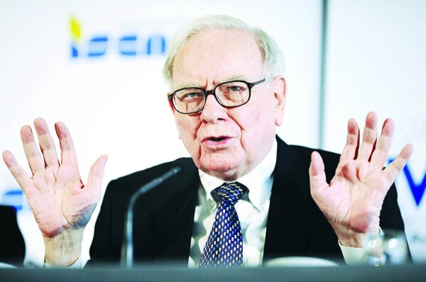 Berkshire Hathaway Boosts Alphabet Stake, Reduces Bank of America, Apple Holdings