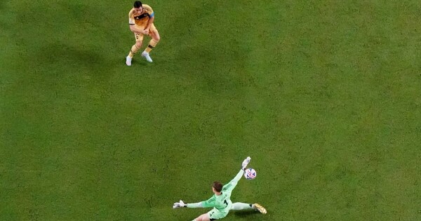 Uruguayan from Boca Scores Masterpiece Goal at Club World Cup