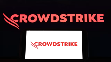 CrowdStrike приносит извинения с помощью подарочных карт после сбоя
