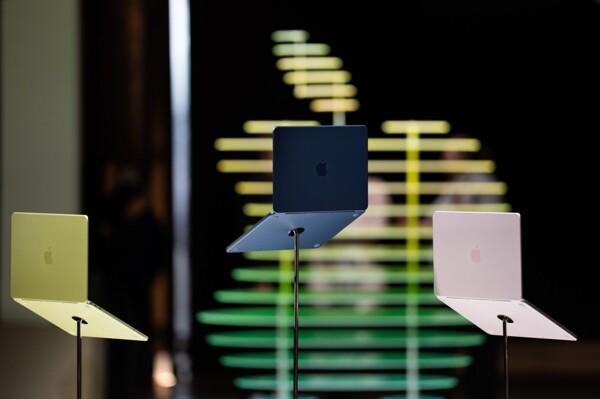 Apple unveils new low-priced MacBook laptop