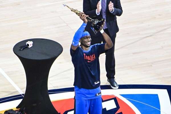 NBA Celebrates Christmas with Another Shai-Wembanyama Duel and a LeBron-Durant Classic