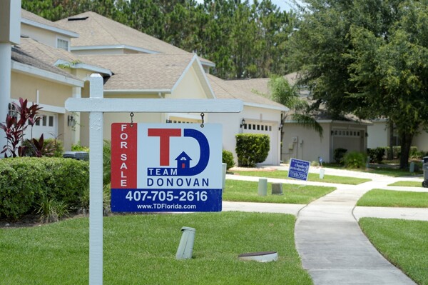 Mortgage Rates Drop, Boosting Application Volume