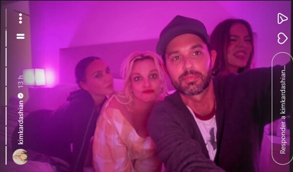 Britney Spears Meets Kim and Khloé Kardashian