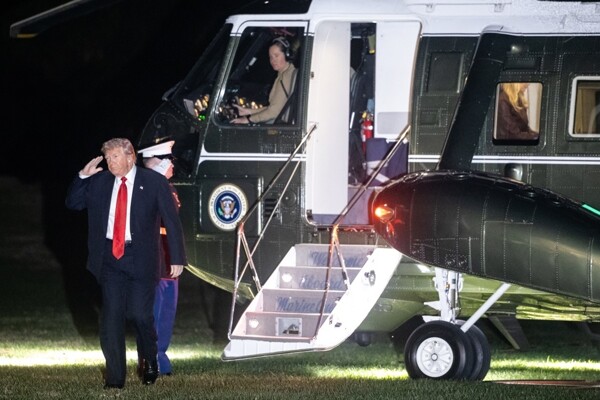 Trump acknowledges Republican defeat in elections and blames government shutdown