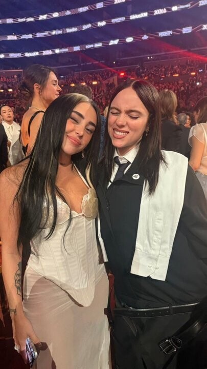 Encuentro de Nicki Nicole y Billie Eilish en los Grammy