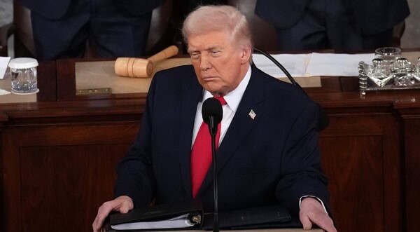 Trump boasts of "historic shift" in State of the Union address