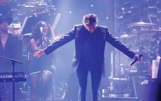 Barry Manilow Diagnosed With Lung Cancer