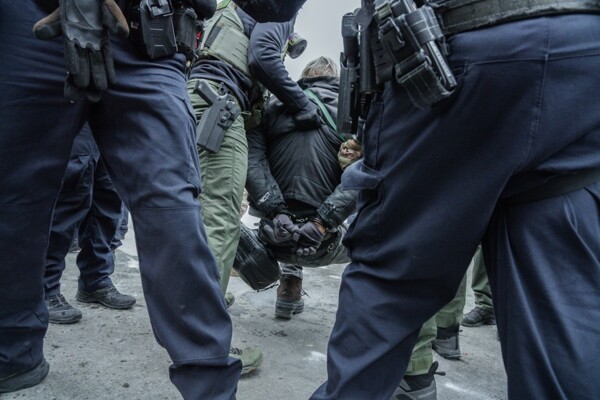 休斯顿市议会批准限制警局与ICE合作