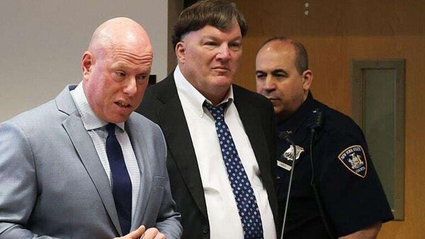 连环杀手雷克斯·霍伊曼多年后认罪