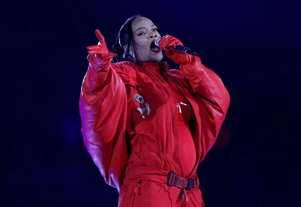 Woman arrested for shooting at Rihanna's home in Los Angeles