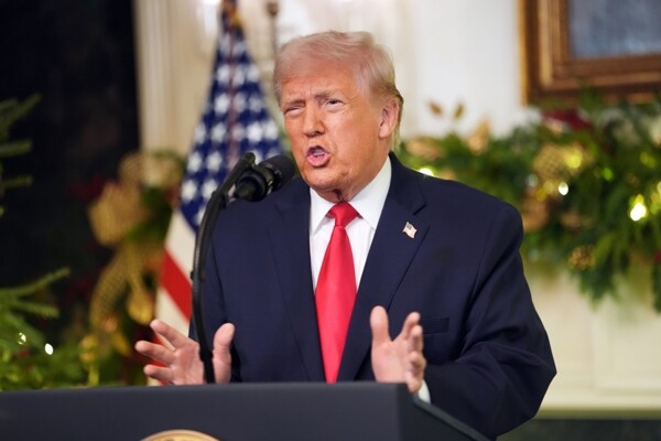 Trump says he does not rule out war with Venezuela