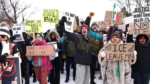 ICE Partially Withdraws from Minnesota After Five Weeks of Protests