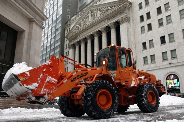 S&P 500, Nasdaq Rise for Fourth Straight Day