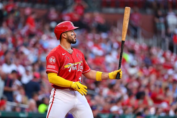 Panamanian Baseball Player Ivan Herrera Leads Cardinals to Victory