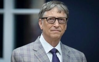 Bill Gates Recommends 5 Books That Changed His Perspective