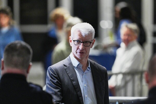 Anderson Cooper Leaving CBS After Nearly 20 Years