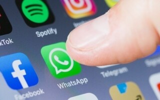 WhatsApp Developing Message Scheduling Feature for iOS