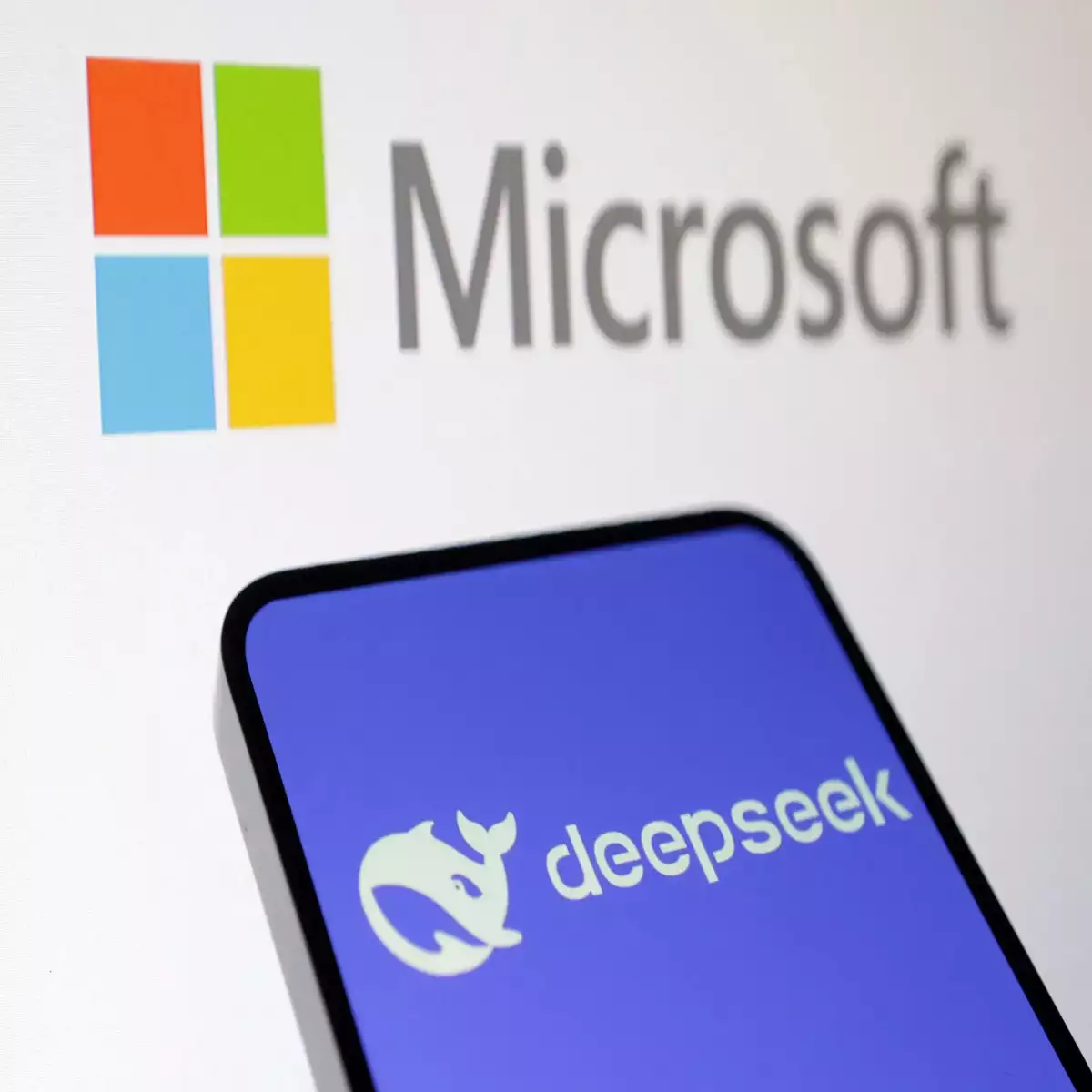 Microsoft Investigates Data Breach by Deep Seek