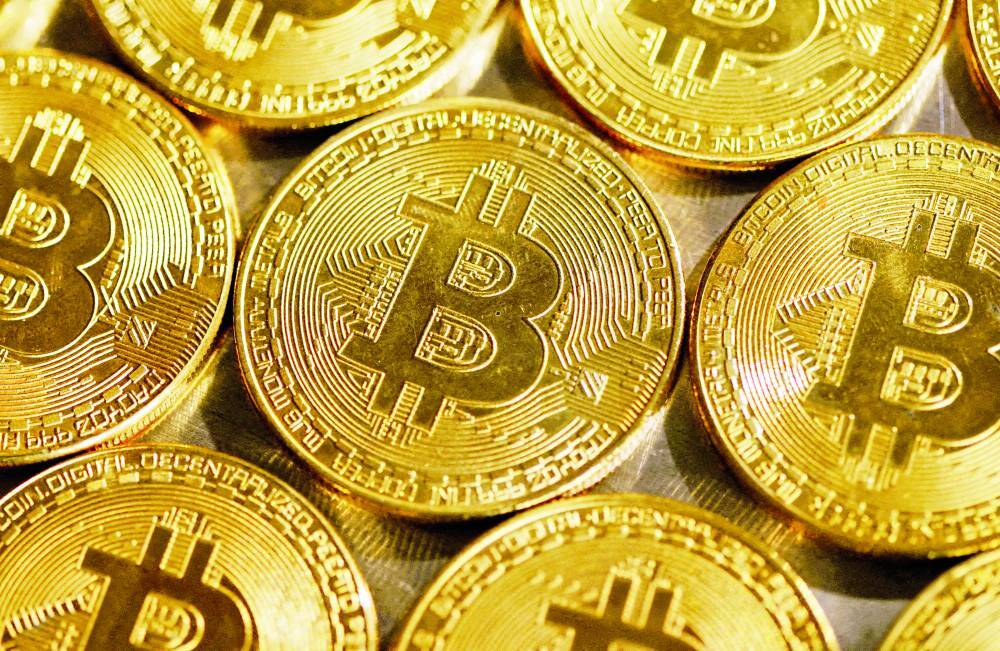 Биткойн упал на 5.69% до $58,987