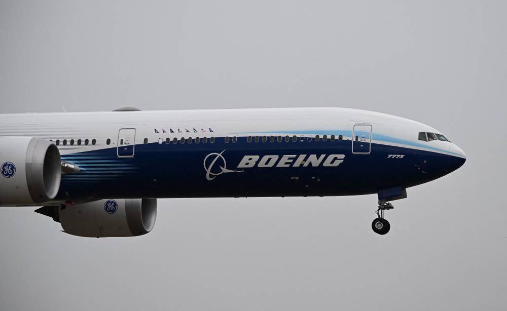 Boeing приостанавливает испытательные полеты 777-9 из-за структурных повреждений