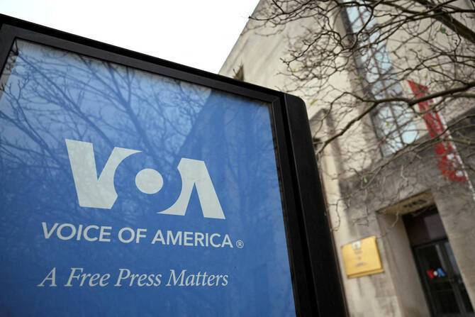 Voice of America Resumes Broadcasts Amid Controversy